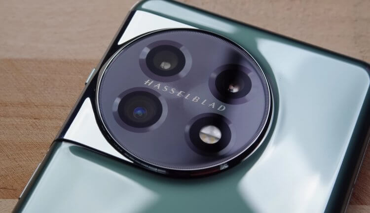 Смартфон с хорошей камерой и батареей. У OnePlus 11 нет ни одной лишней камеры. Фото.