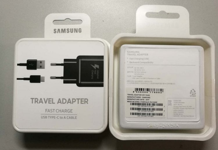 Быстрая зарядка Samsung. 15-ваттный блок питания может поставляться с кабелем или без. Фото.