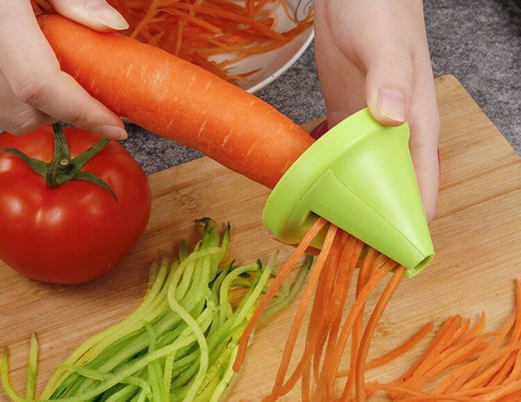 Универсальная тёрка для овощей. Не любите обычную терку для моркови? Попробуйте эту! Фото.