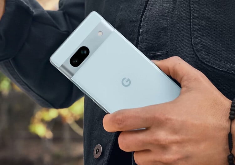 Google Pixel 7a еще не вышел, а его уже разобрали. Что же у него внутри. Этот телефон будет одной из главных новинок грядущего лета. Фото.