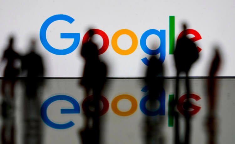 Быстро ли развивается Гугл. Google приходится сокращать сотрудников. Фото.