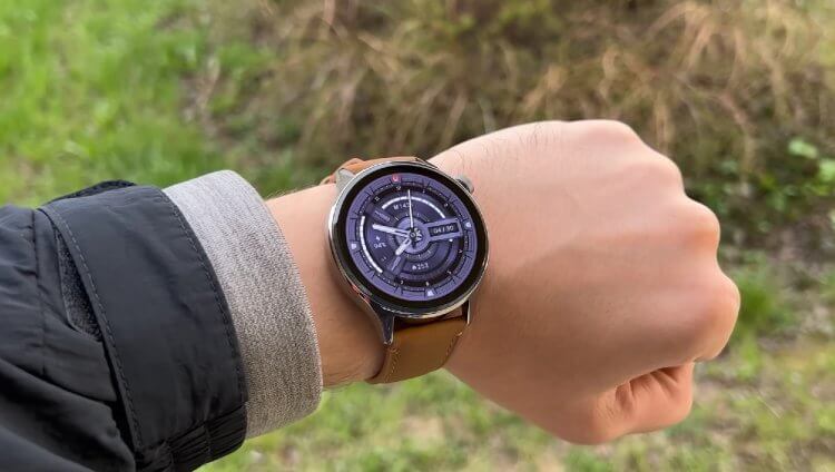 Крутые смарт-часы Xiaomi Watch S1. Премиальные смарт-часы, которые долго держат заряд. Фото: Польза NET. Фото.