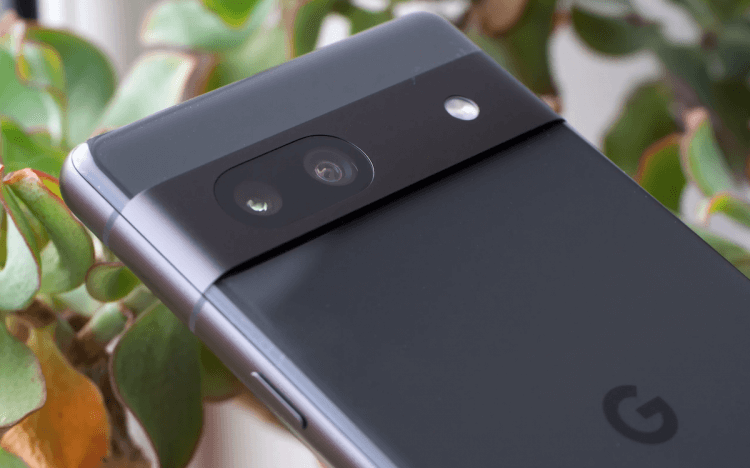Google Pixel 7a — недорогой производительный смартфон. Google Pixel 7a. Фото.