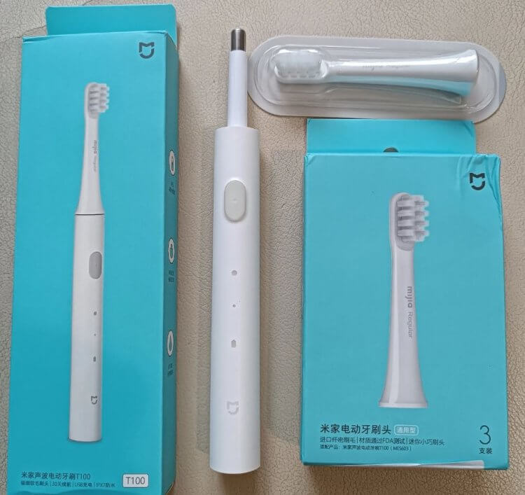 Электрическая зубная щетка Xiaomi. Эта модель щетки Xiaomi проверена временем и стоит недорого. Фото.