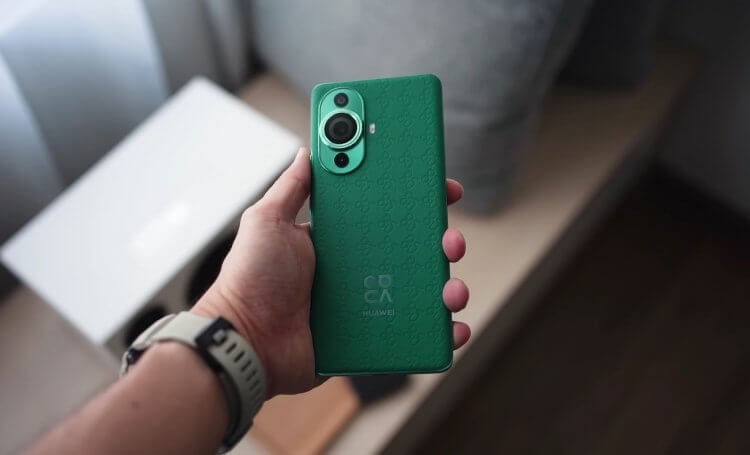 Почему недорогой смартфон лучше дорогого. Бесподобный HUAWEI nova 11 Pro в зеленом цвете. Фото.