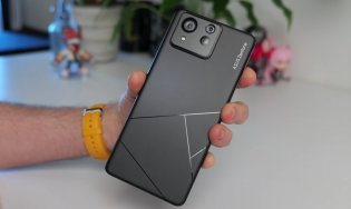 Впервые за долгое время ASUS выпустила большой флагман