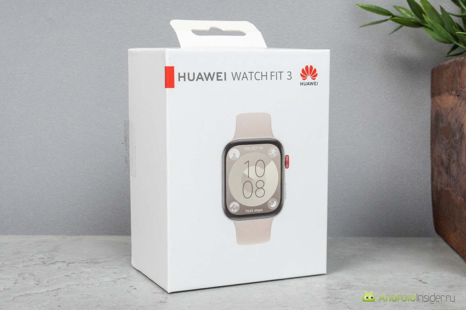 Обзор умных часов HUAWEI Watch Fit 3. Коробка простая и минималистичная, как обычно и бывает у HUAWEI. Фото.