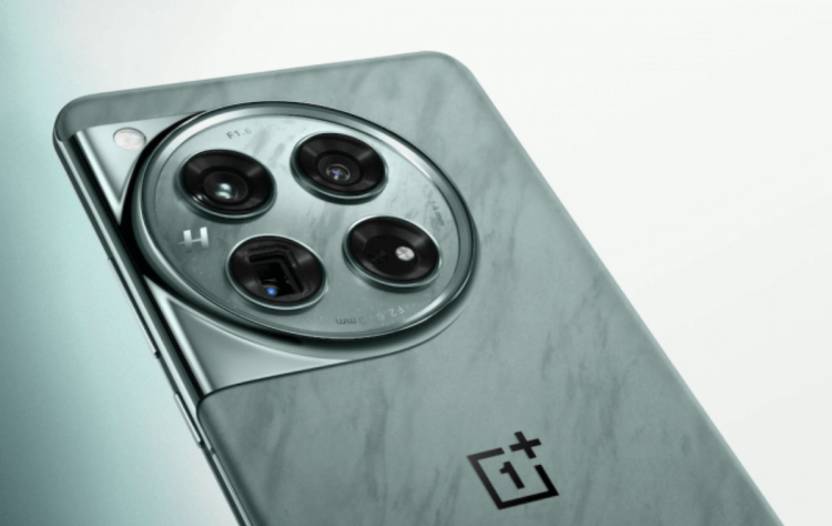 OnePlus 12R — OnePlus для студентов. OnePlus 12R. Изображение: Mobiltelefon.ru. Фото.