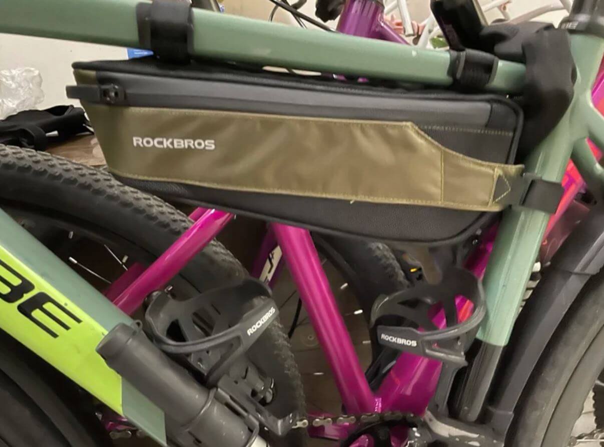 Велосипедная сумка. Классная велосипедная сумка вместит в себя все ваши ценные вещи. Фото.