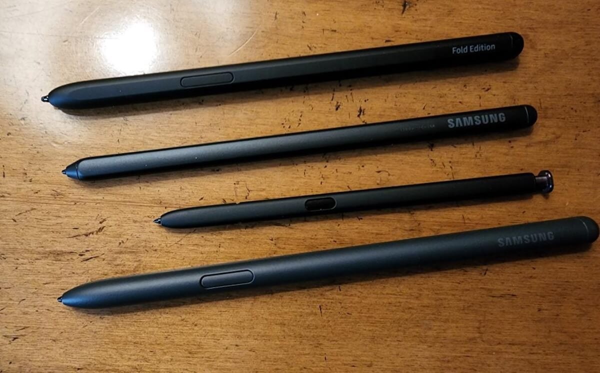 Какой стилус купить для складного Самсунга. Если вы думаете, что у Samsung всего один стилус, вы ошибаетесь. Изображение: Reddit. Фото.