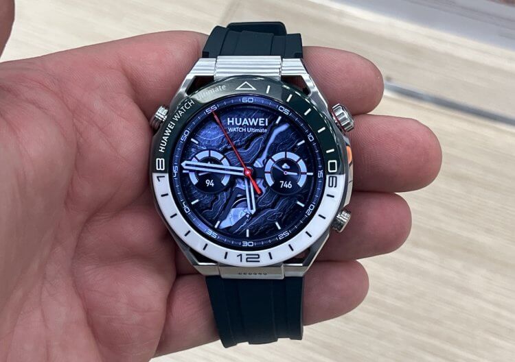 Спортивные часы для экстремалов. Так выглядят обновленные HUAWEI Watch Ultimate и почти ничем не отличаются от первой версии. Но ведь и это не вторая. Спортивные часы для экстремалов. Так выглядят обновленные HUAWEI Watch Ultimate и почти ничем не отличаются от первой версии. Но ведь и это не вторая. Фото.
