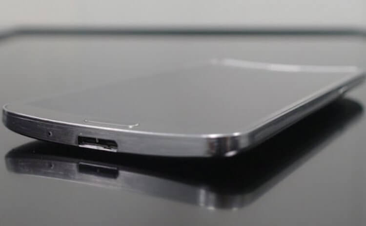 Samsung Galaxy Round — смартфон с изогнутым дисплеем. Samsung Galaxy Round. Изображение: Sotovik.ru. Samsung Galaxy Round — смартфон с изогнутым дисплеем. Samsung Galaxy Round. Изображение: Sotovik.ru. Фото.