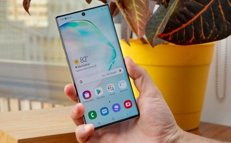 Может ли старый смартфон быть лучше нового. Разбираемся на примере Samsung Galaxy Note 10 Plus. Фото.