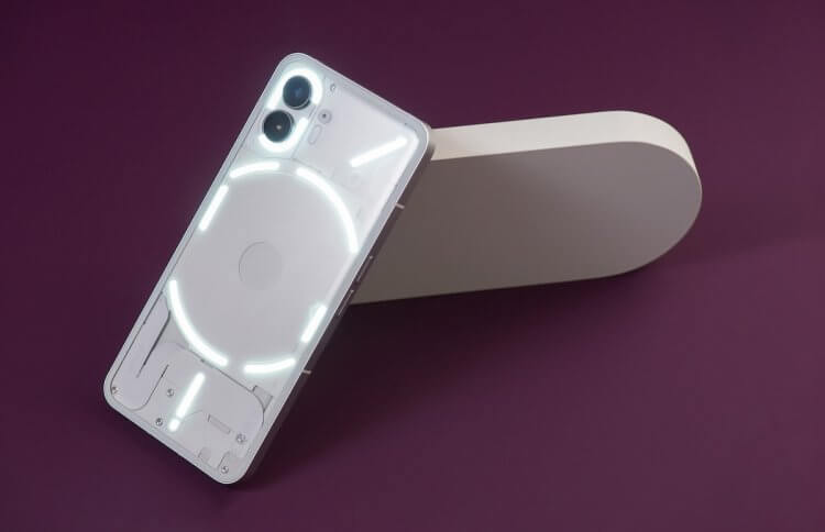 Nothing Phone 2(a) — лучший прозрачный телефон. Nothing Phone 2(a). Изображение: Мобайл Юнион. Nothing Phone 2(a) — лучший прозрачный телефон. Nothing Phone 2(a). Изображение: Мобайл Юнион. Фото.