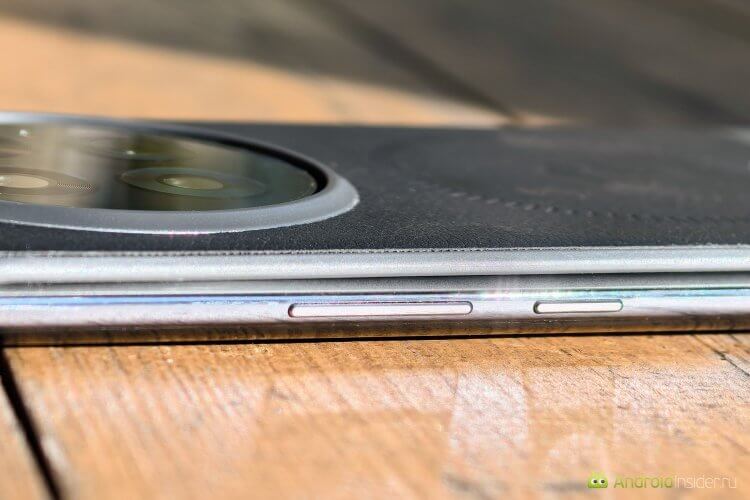 Можно ли играть на Infinix Zero 40 5G. Все кнопки управления на одной стороне. Можно ли играть на Infinix Zero 40 5G. Все кнопки управления на одной стороне. Фото.