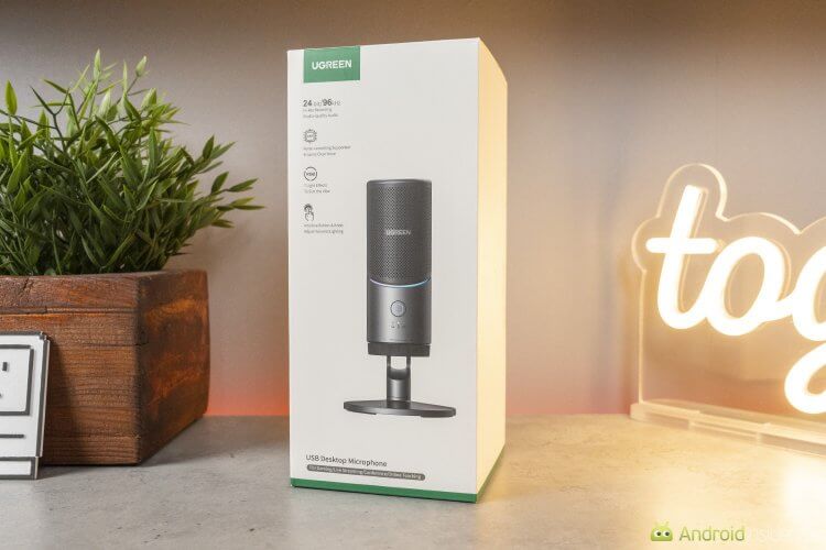 Обзор микрофона UGREEN CM769. Упаковка тянет на подарок. Фото.
