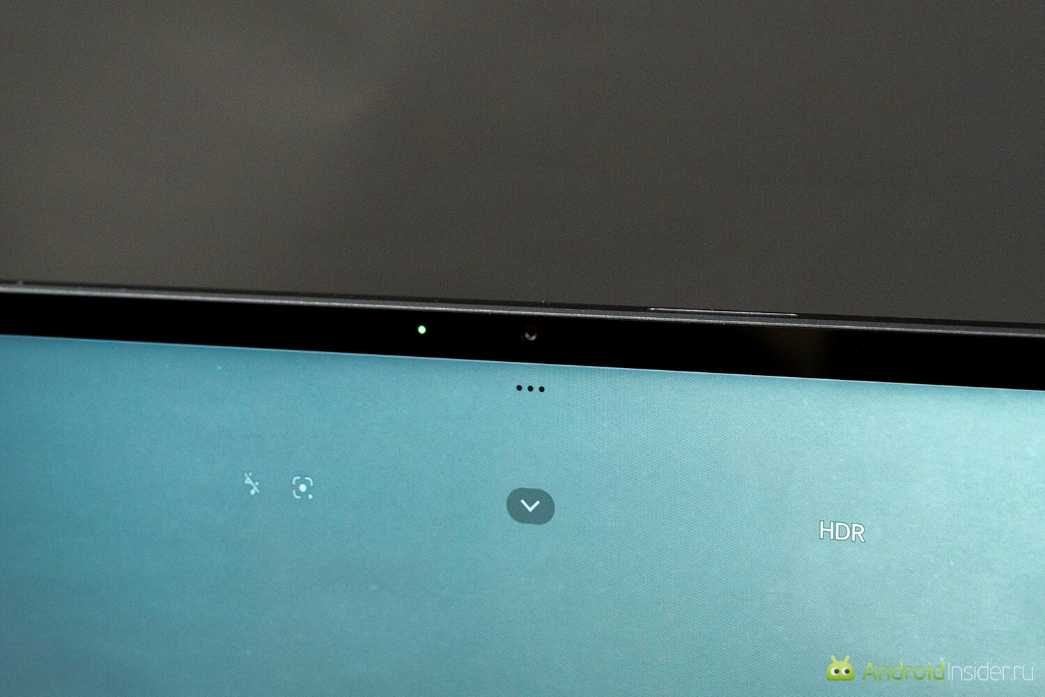 Обзор планшета Xiaomi Pad 6S Pro. Рамки тонкие, но фронталка уместилась. Фото.