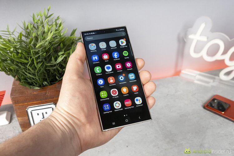 Сравнение realme GT7 Pro и Samsung Galaxy S24 Ultra. Samsung Galaxy S24 Ultra. Сравнение realme GT7 Pro и Samsung Galaxy S24 Ultra. Samsung Galaxy S24 Ultra. Фото.