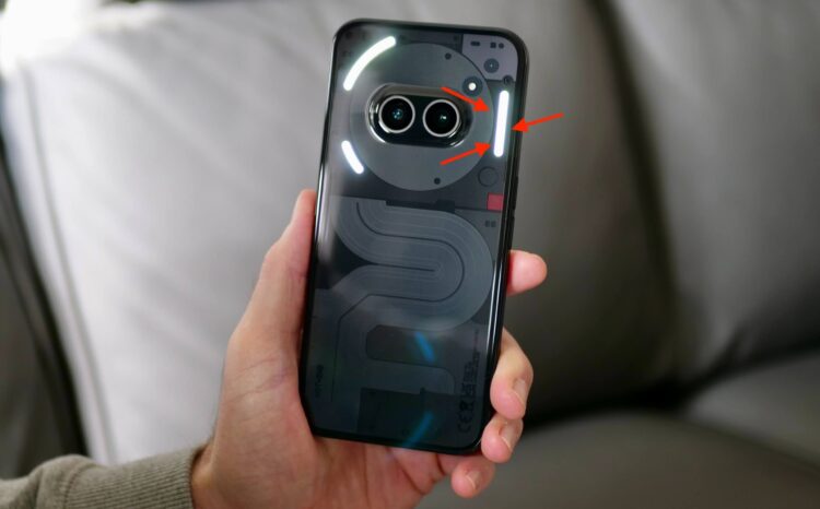 4 причины купить Nothing Phone 2a. Он как раз неплохо подешевел. Фото.