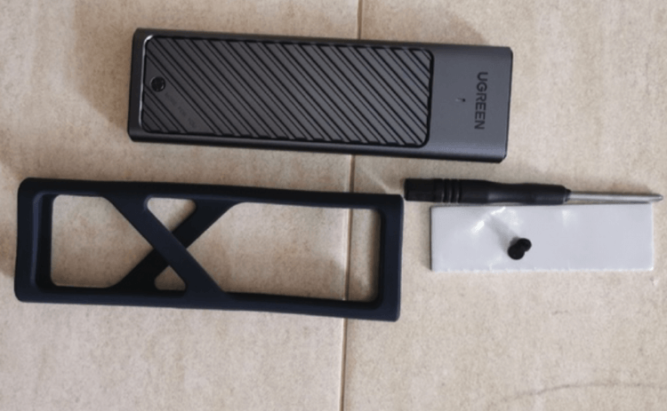 Адаптер для SSD накопителей M.2. Изображение: AliExpress. Адаптер для SSD накопителей M.2. Изображение: AliExpress. Фото.