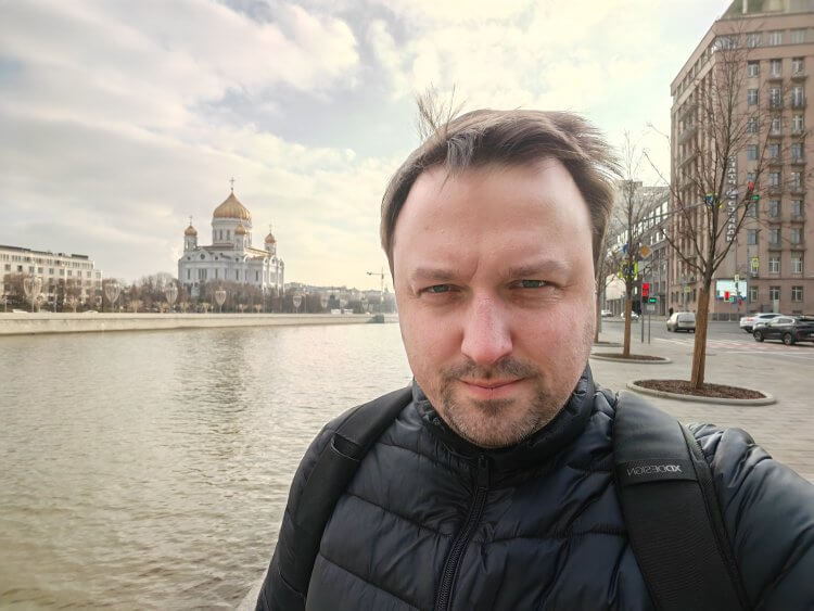 Две недели фотографирую на HONOR Magic 7 Pro. У него почти идеальная камера. Лучший телефон для селфи. Фото.