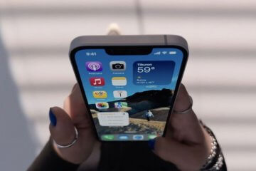 iPhone 16e