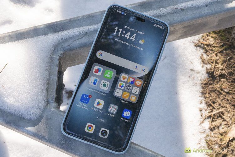 Стоит ли покупать HONOR Magic 7 Pro. Покупать этот смартфон можно. Особенно, если вас не смущает цена. Фото.