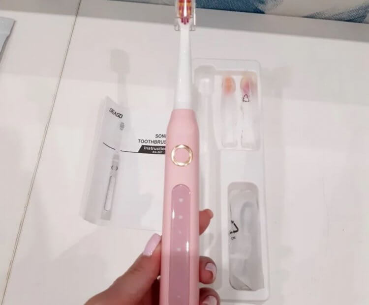 Хорошая электрическая щетка вместо Oral-B. Классная электрическая щетка — лучший подарок на любой праздник. Фото.