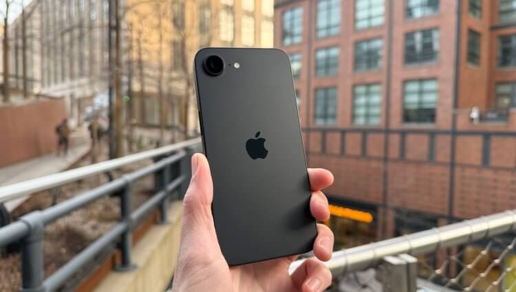 Недофлагман iPhone 16e оказался круче половины Android-смартфонов. Apple опять всех переиграла и уничтожила. Фото.