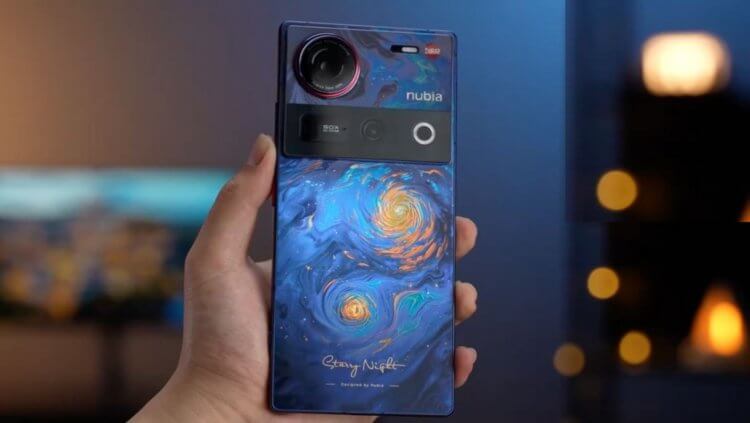 Андроид-смартфон с необычным дизайном 2025. В Nubia Z70 Ultra непривычно расставлены камеры, но это только добавляет смартфону элегантности. Фото: cellphones.com.vn. Фото.