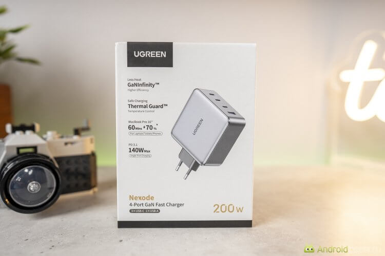 Стоит ли покупать зарядное устройство UGREEN. Даже на уровне коробки понятно, что это хорошее зарядное устройство. Фото.