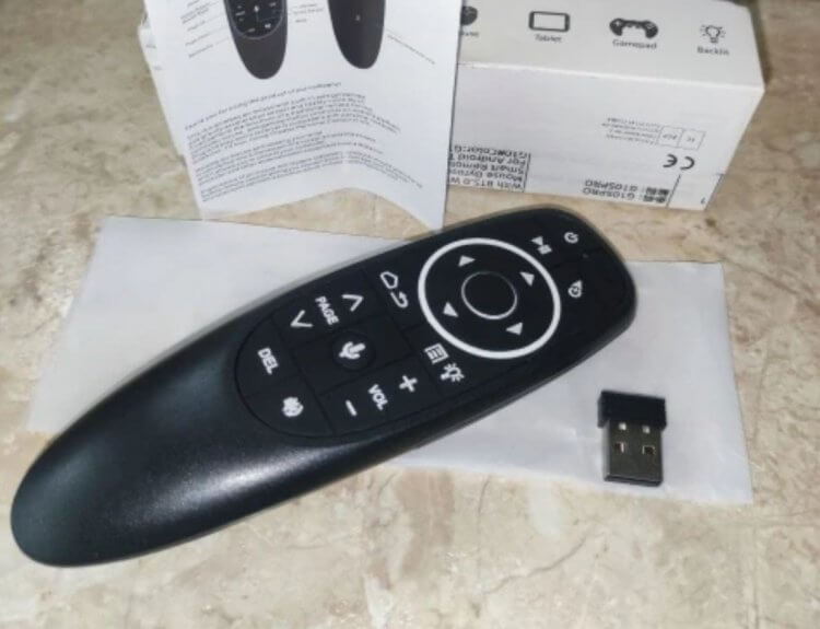 Пульт с аэромышью для Smart TV. Пульт с аэромышью позволит быстро и удобно управлять телевизором. Пульт с аэромышью для Smart TV. Пульт с аэромышью позволит быстро и удобно управлять телевизором. Фото.