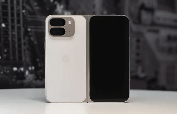 Новые данные о Pixel 10 снова показали, что телефоны перестали меняться. Почему так происходит. Фото.