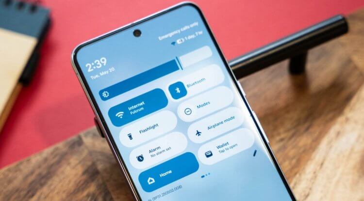 Панель быстрых настроек на Android. Новая панель быстрых настроек Android 16 стала явно удобнее, чем когда-либо. Фото: 9to5google. Панель быстрых настроек на Android. Новая панель быстрых настроек Android 16 стала явно удобнее, чем когда-либо. Фото: 9to5google. Фото.