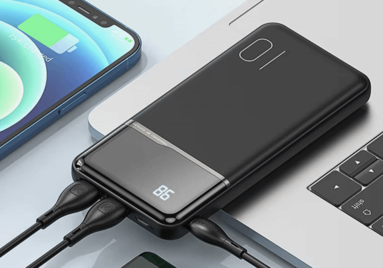 PowerBank на 10000 мАч с дисплеем. Изображение: AliExpress. PowerBank на 10000 мАч с дисплеем. Изображение: AliExpress. Фото.