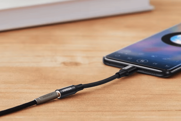 Адаптер USB-Type C для наушников. Изображение: AliExpress. Фото.