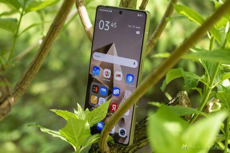 Смартфон до 40 тысяч для игр. Экран очень яркий и на солнце не слепнет. Смартфон до 40 тысяч для игр. Экран очень яркий и на солнце не слепнет. Фото.
