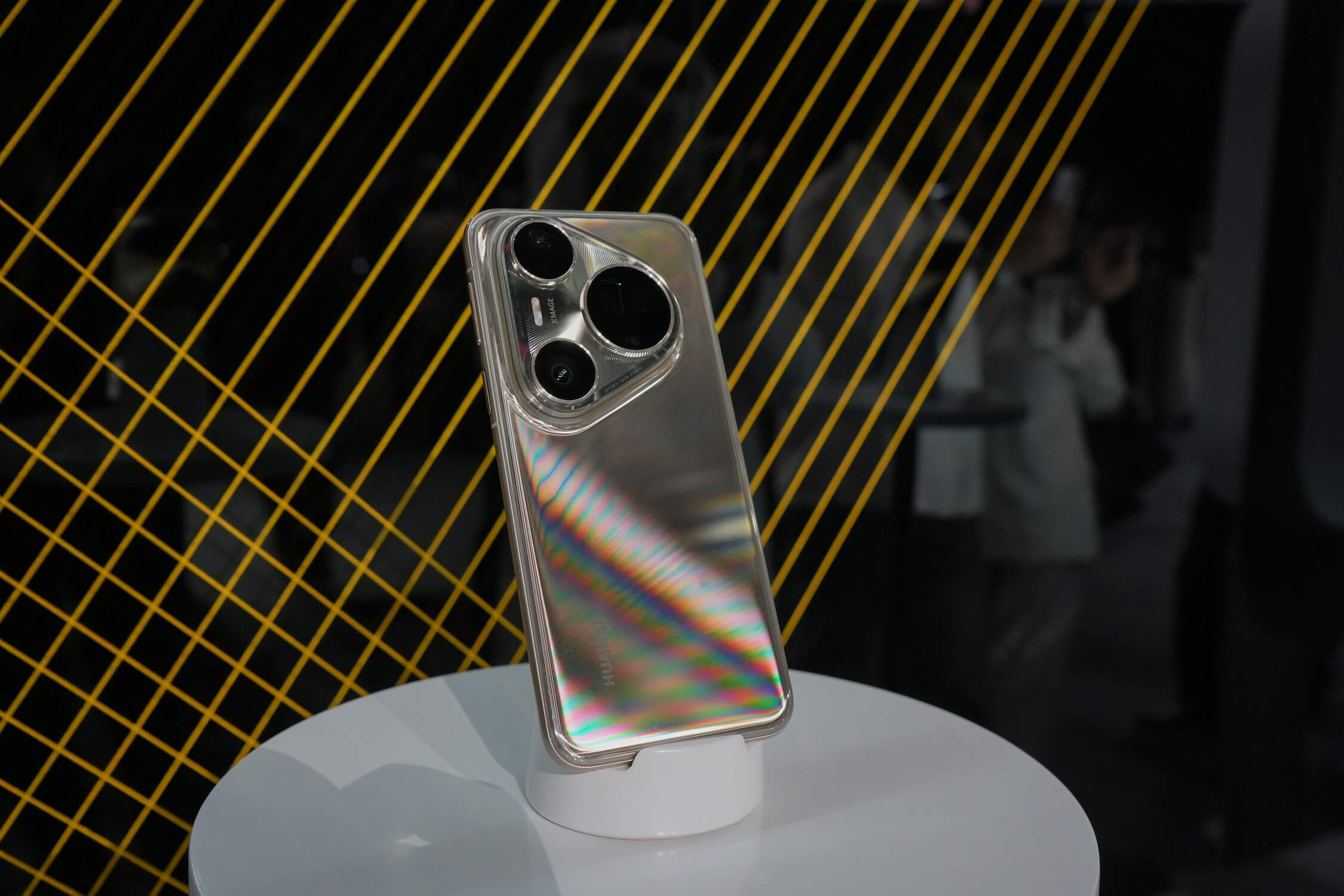 HUAWEI представила серию смартфонов Pura 80. Почему вы захотите его купить
