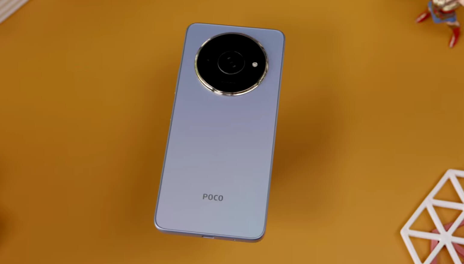 У Xiaomi есть смартфон за 3 тысячи рублей. Он дешевле, чем твой поход в супермаркет
