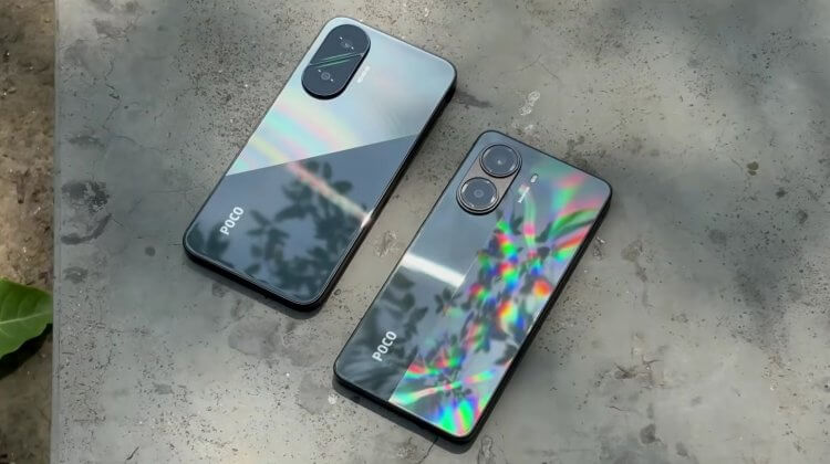 Сравнение POCO X7 Pro и POCO F7: какой смартфон круче. POCO F7 — слева, POCO X7 Pro — справа. Изображение: Fastoye. Сравнение POCO X7 Pro и POCO F7: какой смартфон круче. POCO F7 — слева, POCO X7 Pro — справа. Изображение: Fastoye. Фото.