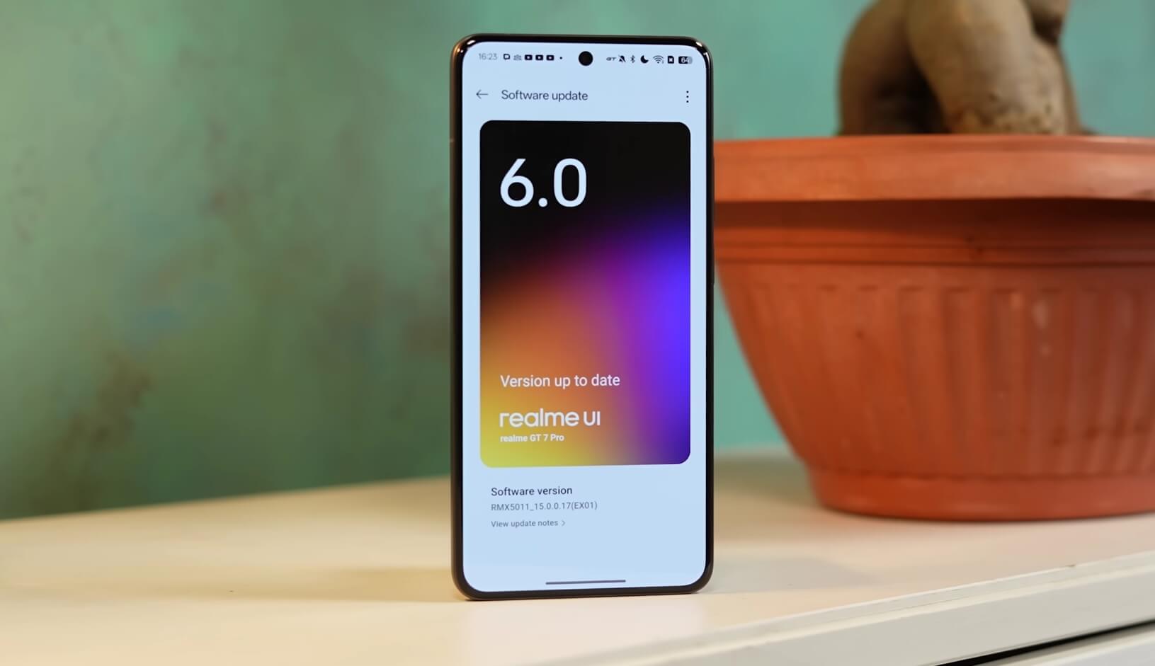 Сколько обновлений получают смартфоны realme и какой у них срок поддержки