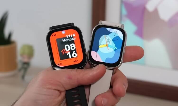 Сравнение экранов смарт-часов. У экранов Redmi Watch 5 Active (слева) и Redmi Watch 5 Lite (справа) широкие рамки. Изображение: Tech Spurt. Фото.