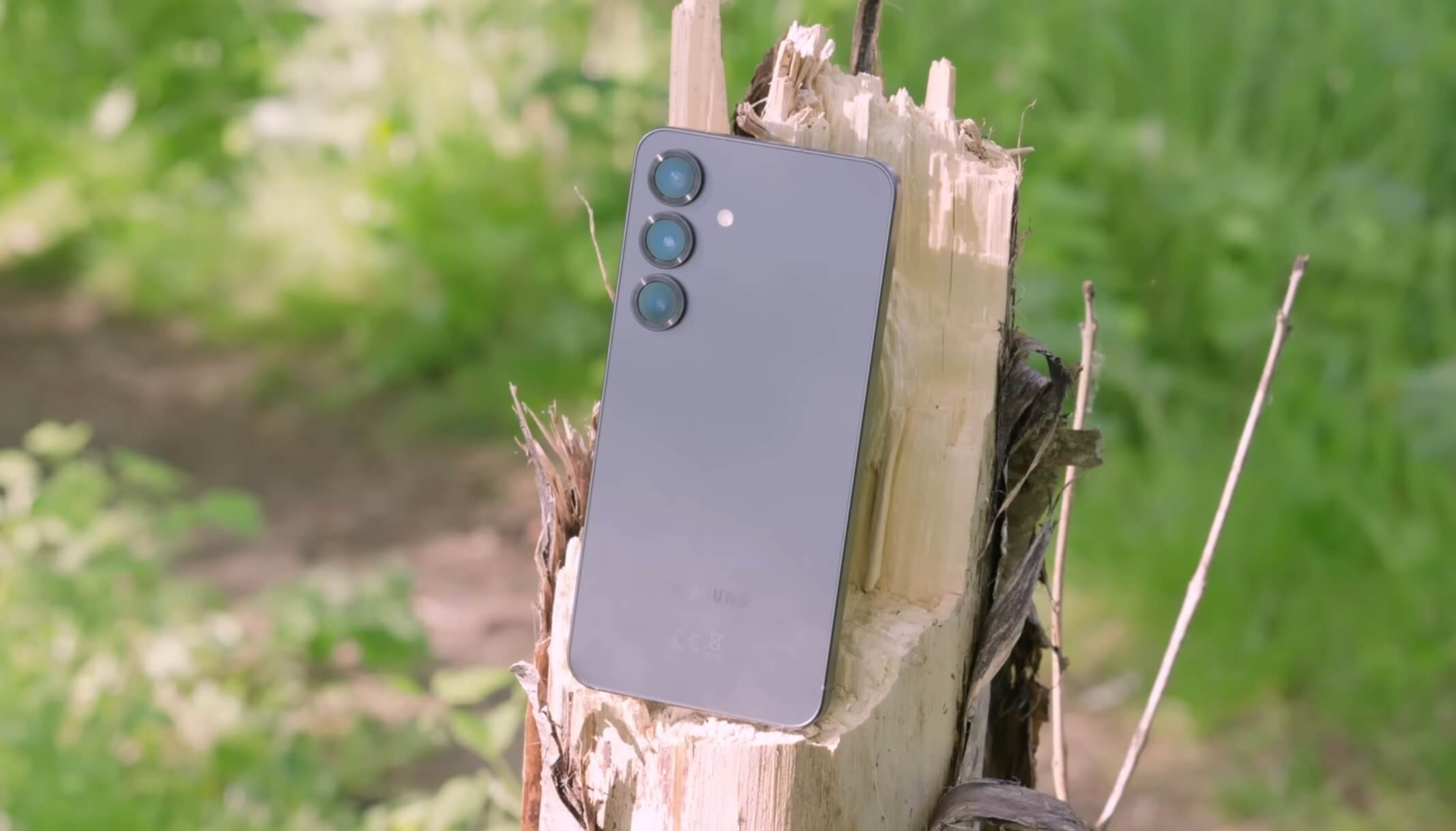 Samsung Galaxy S25 обрушился в цене. Теперь он дешевле китайских смартфонов