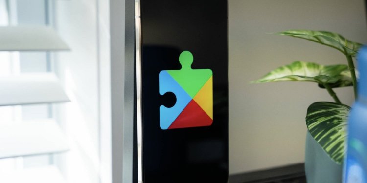 Что нового появилось в свежем обновлении Android, сервисах и приложениях Google в августе 2025. Вышел очередной апдейт для приложений Гугл. Изображение: 9to5google.com. Фото.