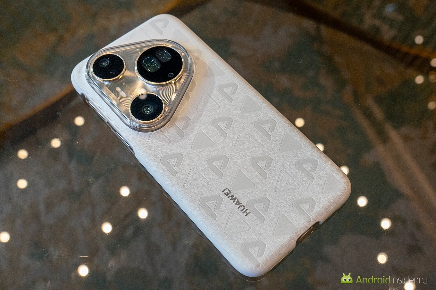 Какой процессор в HUAWEI Pura 80 Ultra. Даже в чехле телефон перегреваться на будет. Какой процессор в HUAWEI Pura 80 Ultra. Даже в чехле телефон перегреваться на будет. Фото.