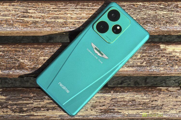 Стоит ли покупать realme GT 7 Dream Edition. Если коротко, то можно брать. Смартфон хороший и стильный, а часть увеличения стоимость относительно базовой модели отбивается более интересными характеристиками. Стоит ли покупать realme GT 7 Dream Edition. Если коротко, то можно брать. Смартфон хороший и стильный, а часть увеличения стоимость относительно базовой модели отбивается более интересными характеристиками. Фото.