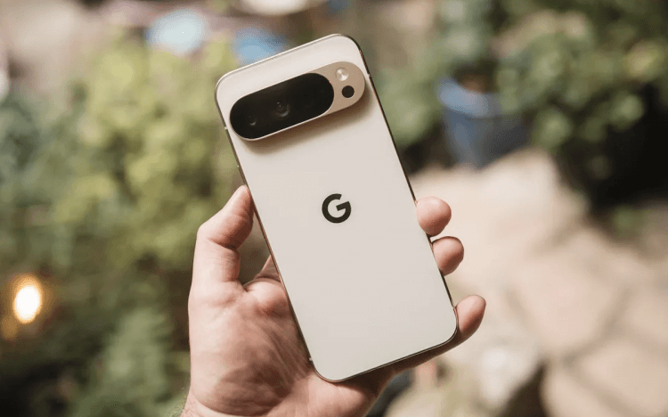Почему Google Pixel 10 Pro XL единственный настоящий флагман в новой линейке. Во всей линейке только XL-версию можно назвать настоящим флагманом. Изображение: CNET. Фото.