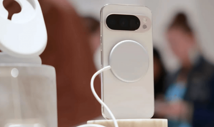 Что умеет Google Pixelsnap в новых Пикселях и сколько стоит такой аналог MagSafe. Новинка от Google наконец-то сделала доступной владельцам Pixel очень полезную функцию. Изображение: 9to5google. Фото.