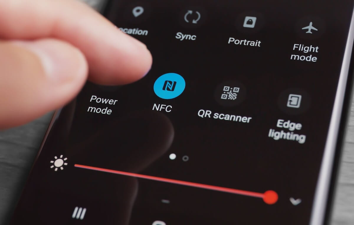 Samsung Galaxy S26 получит дополнительную антенну NFC. Для чего это нужно