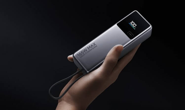 Мощный повербанк Xiaomi. Повербанк с очень быстрой зарядкой. Изображение: Xiaomi. Фото.